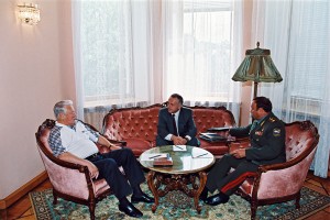 Встреча президента РФ Б.Н. Ельцина с Министром иностранных дел РФ А.В. Козыревым и Министром обороны РФ П.С. Грачевым