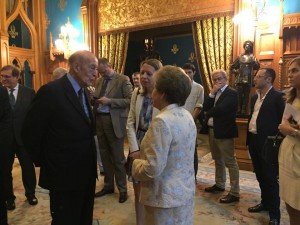 Президент Франции с 1974 по 1981 год Валери Жискар д'Эстен и Наина Ельцина