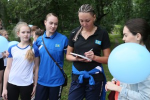 Сборная Казахстана. Аллея спорта. Перед стартом XIII Кубка Ельцина по волейболу