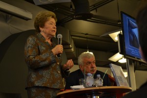 Презентация фотоальбома «90-е. Страна» в магазине «Москва» 