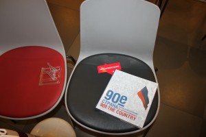 Презентация фотоальбома «90-е. Страна» в магазине «Москва»