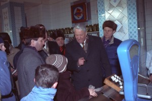 Поездка Бориса Ельцина в Брянскую область, г. Новозыбков