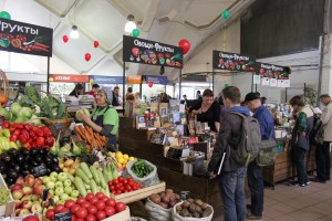 Фестиваль «Книжный рынок» на Даниловском рынке в Москве