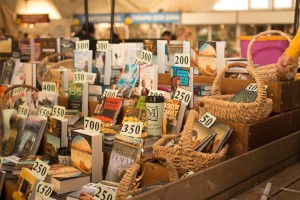 Фестиваль «Книжный рынок» на Даниловском рынке в Москве