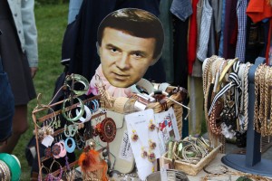 Маркет на фестивале "Остров 90-х" в парке Музеон 