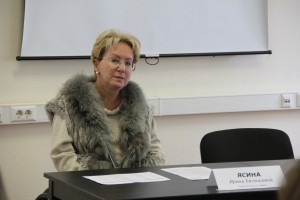 Ирина Ясина на Ельцинском семинаре «Я думаю!» в Москве