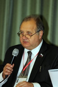 Профессор, доктор исторических наук Виктор Кондрашин