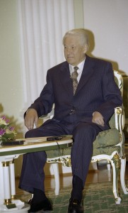 Президент РФ Борис Ельцин дает интервью немецкому журналу «Штерн»