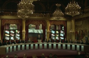 Саммит НАТО-Россия. Во время подписания Основополагающего акта о взаимных отношениях, сотрудничестве и безопасности между Россией и НАТО. Выступление президента РФ Бориса Ельцина