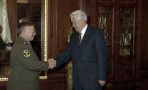 Встреча президента РФ Бориса Ельцина с министром внутренних дел РФ А.С. Куликовым