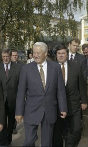 Посещение президентом РФ Борисом Ельциным выставки «Российский герб - 500 лет»