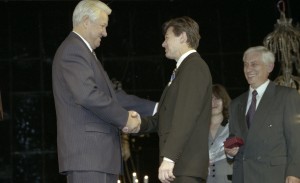 Посещение президента РФ Бориса Ельцина Московского театра «Ленком» по случаю 70-летнего юбилея