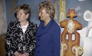 Государственный визит в РФ президента Французской Республики Жака Ширака с супругой Бернадент Ширак. Во время осмотра Третьяковской галереи