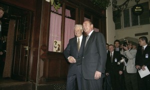 Пребывание президента РФ Бориса Ельцина в г. Страсбурге. Встреча с президентом Франции Жаком Шираком