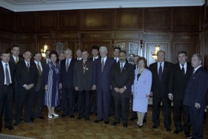 Награждение председателя Государственной Думы Федерального собрания РФ Г.Н. Селезнева орденом «За заслуги перед Отечеством» II степени в связи с его 50-летием