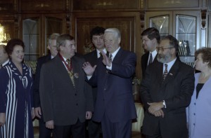 Награждение председателя Государственной Думы Федерального собрания РФ Г.Н. Селезнева орденом «За заслуги перед Отечеством» II степени в связи с его 50-летием