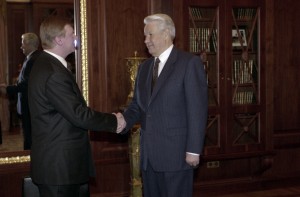 Президент РФ Борис Ельцин во время встречи с первым вице-премьером Правительства РФ А.Б. Чубайсом