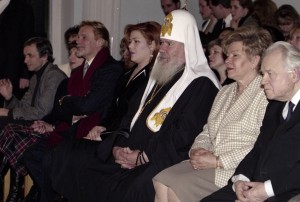 Посещение супругой президента РФ Наиной Ельциной классического пансионата МГУ на базе детского санатория «Поляны» на Рублево-Успенском шоссе