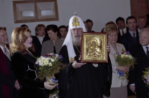 Посещение супругой президента РФ Наиной Ельциной классического пансионата МГУ на базе детского санатория «Поляны» на Рублево-Успенском шоссе