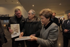 Церемония открытия Ельцин Центра в Екатеринбурге. Анатолий Чубайс, Минтимер Шаймиев, Наина Ельцина