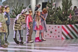 Музыкально-поэтическая композиция «Солнечная вязь» в исполнении Алисы Гребенщиковой, Алины Ненашевой, Татьяны Колосовой