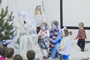 Инклюзивная игровая мастерская. Спектакль «Муфта, Моховая Борода и Полботинка»