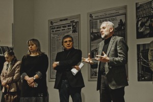 Оксана Сенько, Александр Дроздов и Виктор Лошак на открытие фотовыставки «Танки не взяли Вильнюс»