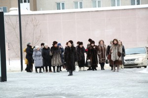 85-летие Бориса Ельцина в музее в Екатеринбурге. Возложение цветов к памятнику первому президента России