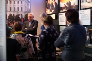 Экскурсия в Музее Б.Н. Ельцина с одним из создателей НТВ Игорем Малашенко. 85-летие Б.Н. Ельцина