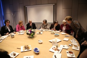 Чаепитие Наины Ельциной с однокурсниками. 85-летие Бориса Ельцина в Ельцин Центре