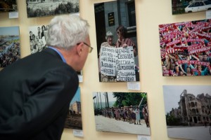 На выставке «Борис Ельцин и его время» в Мегионе