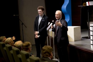 Геннадий Бурбулис, студент 4-го курса УрГЮУ Гриша Петросян. Вторая сессия Народного университета российского конституционализма