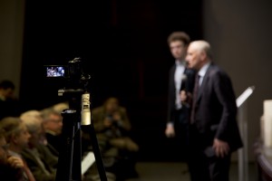 Геннадий Бурбулис, студент 4-го курса УрГЮУ Гриша Петросян. Вторая сессия Народного университета российского конституционализма