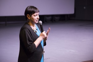 Показ документального фильма «Дольше жизни» с участием автора Дарьи Виолиной