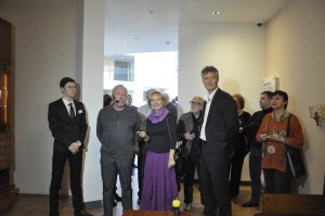 Андрей Макаревич, Людмила Телень и Евгений Ройзман на экскурсии в Музее Бориса Ельцина