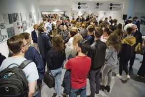 Выставка «Разные войны: школьные учебники истории о Второй мировой войне»