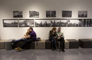 Выставка «Остров 90-х: испытание свободой». Фойе кино-конференц-зала