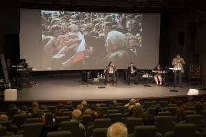 Народная трибуна в Ельцин Центре