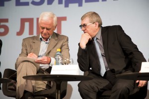 Виктор Илюшин, Валентин Мамакин. Дискуссия на тему «Становление института президентства в России: как это было»