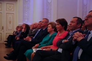 Наина Ельцина, Татьяна и Валентин Юмашевы на заключительном концерте конкурса памяти Лотар-Шевченко