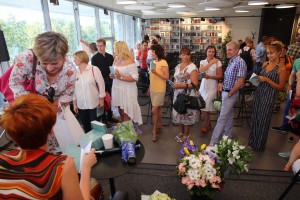 Презентация поэтического сборника Юлии Крутеевой «Жизнь как поэзия»