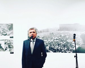 Открытие фотовыставки «Август 91-го. Люди на площади»