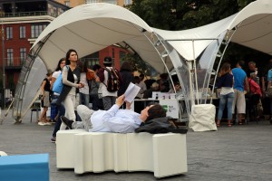 Книжные ряды. Фестиваль «Остров 1991» – в Москве