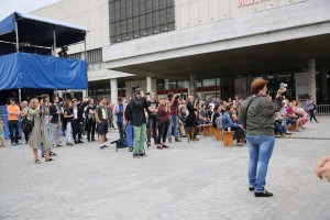 «Лебединое озеро. Время, вперед!». Фестиваль «Остров 1991» – в Москве