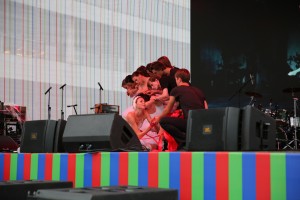 «Лебединое озеро. Время, вперед!». Фестиваль «Остров 1991» – в Москве