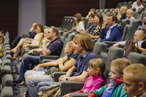 Гарри Бардин в Ельцин Центре. «Гадкий утенок»