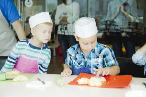 Школа юных кулинаров: булочки