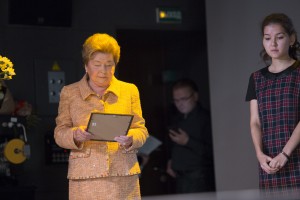 Наина Ельцина вручает именные стипендии студентам УрФУ