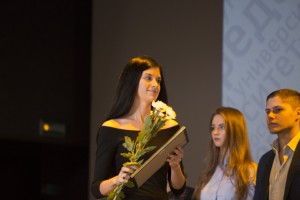 Наина Ельцина вручает именные стипендии студентам УрФУ