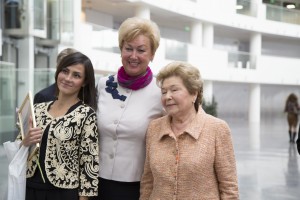 Наина Ельцина вручает именные стипендии студентам УрФУ